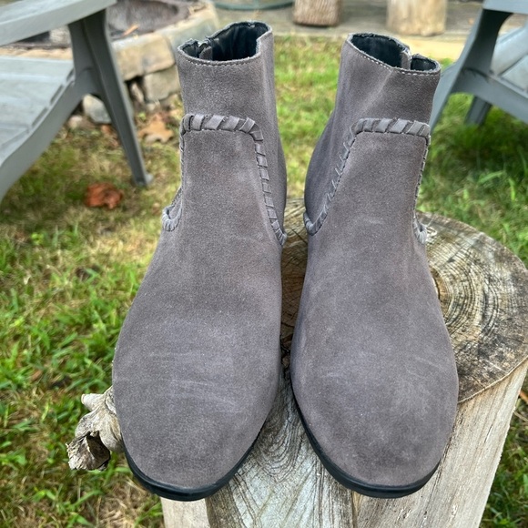 Jack Rogers Dylan Suede Booties Gray Size 8.5 - Picture 7 of 11
